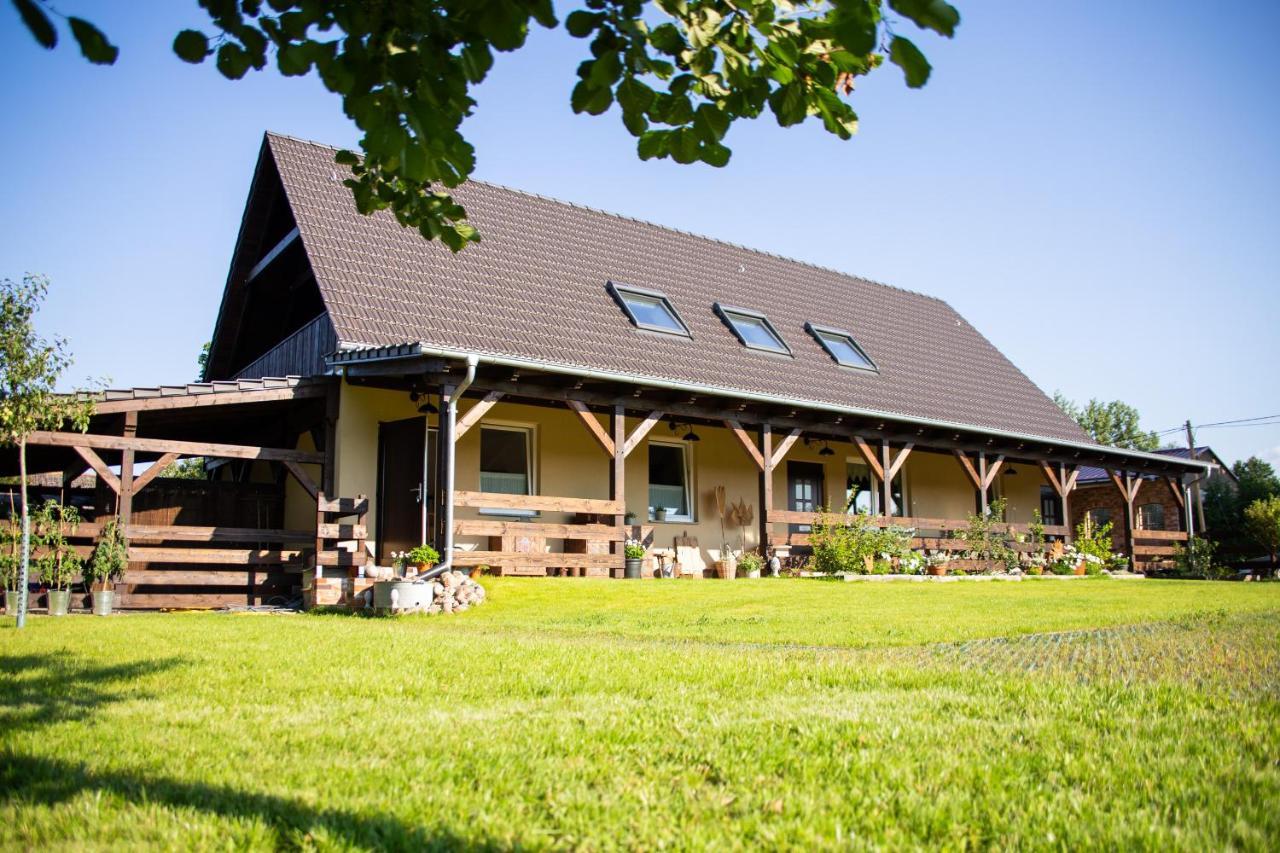 Blumenhuhnhof * Burg Kauper